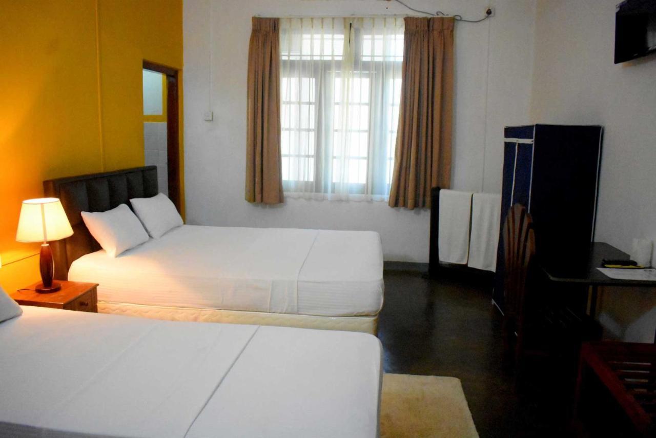 Old Park Villa Jaffna Extérieur photo
