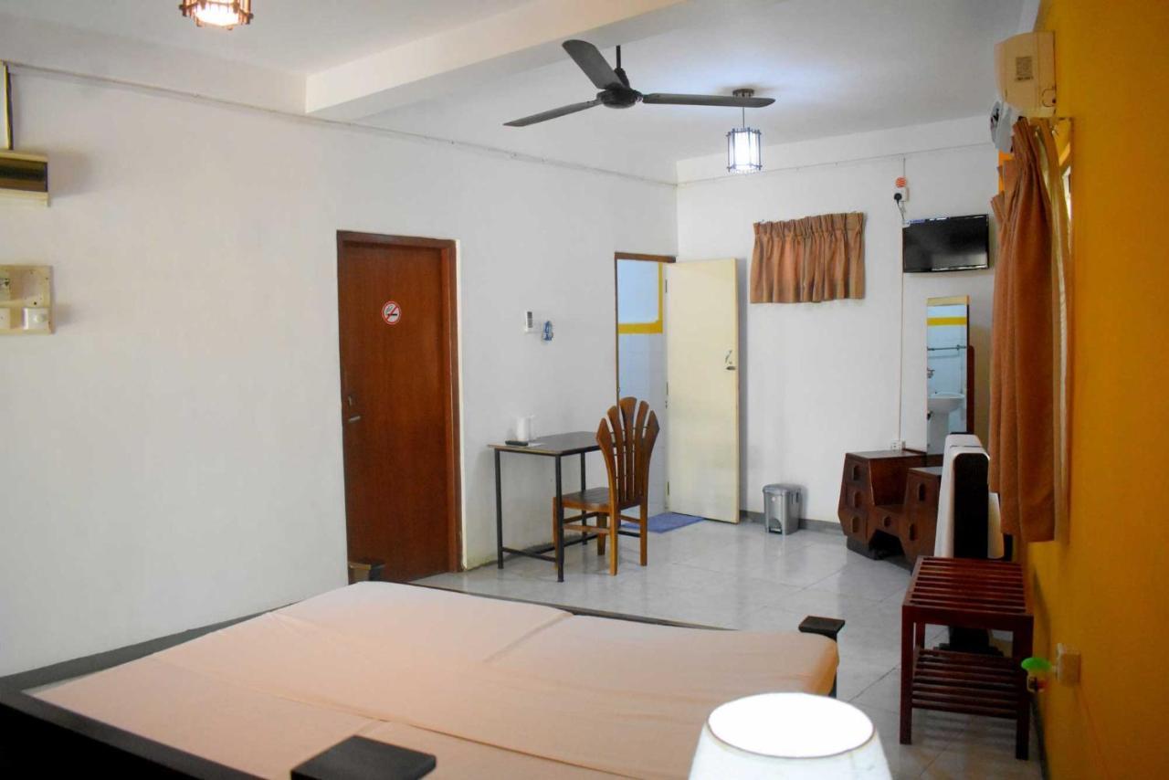 Old Park Villa Jaffna Extérieur photo